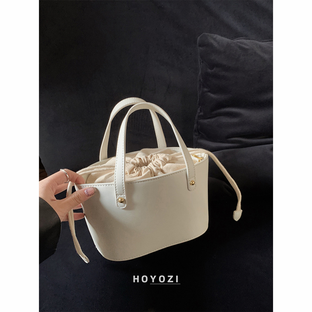 【小优家包包】HOYOZI抽绳托特包斜挎水桶包女手提单肩包包高级感,箱包皮具/热销女包/男包,托特包,淘宝优惠券,粉丝福利购,淘宝优惠卷