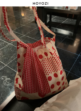 【小优家包包】HOYOZI小圆点帆布包包女新款2026红色包包单肩包