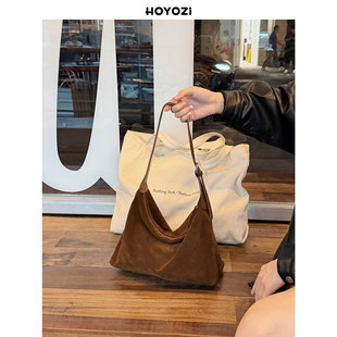 新品 2025 HOYOZI冬季 小优家包包 真皮磨砂腋下包