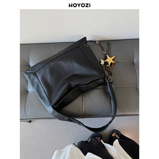 新品 2025 HOYOZI通勤托特腋下包 小优家包包
