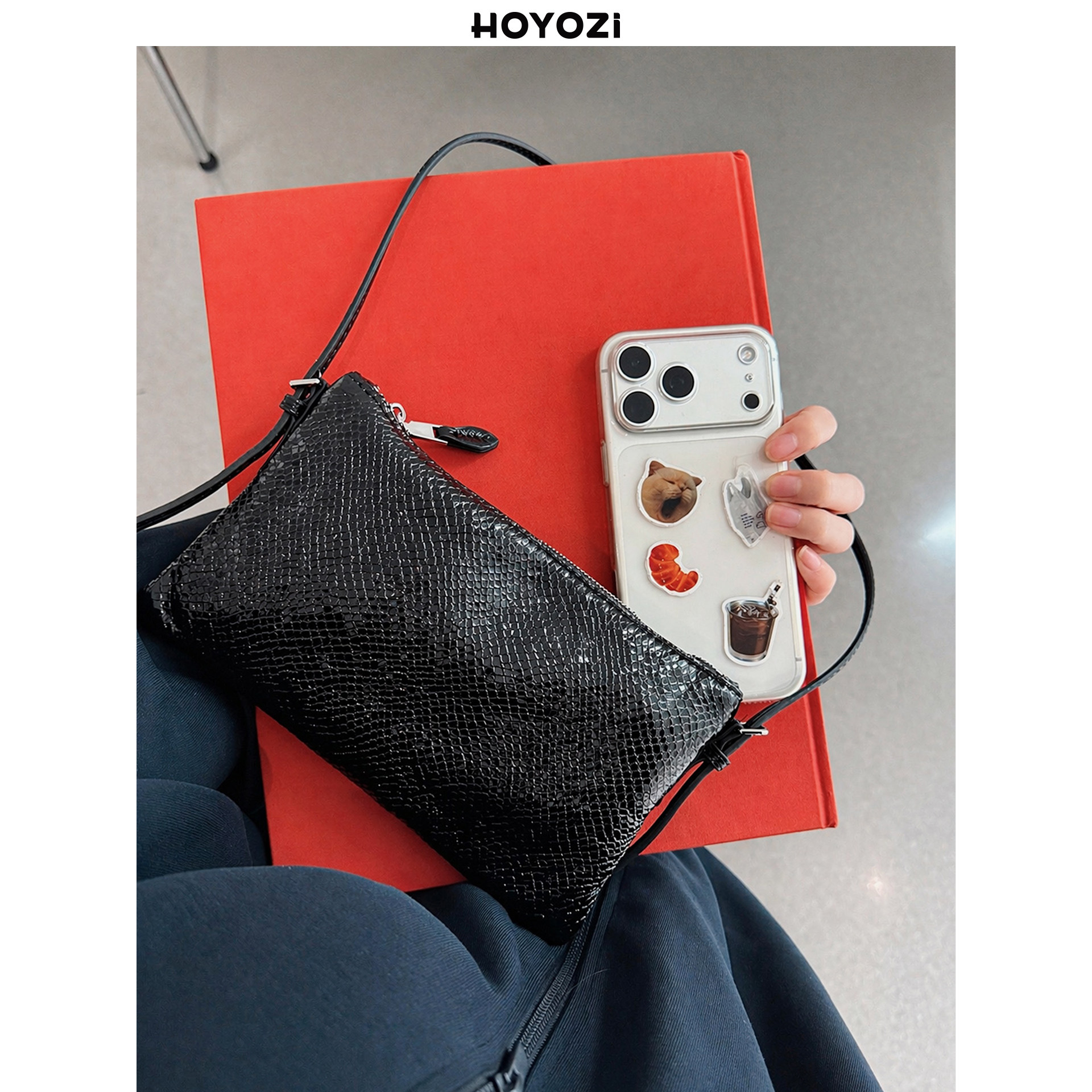 HOYOZI 新品2026 羊皮蛇纹斜挎手机包女单肩斜挎【小优家包包】
