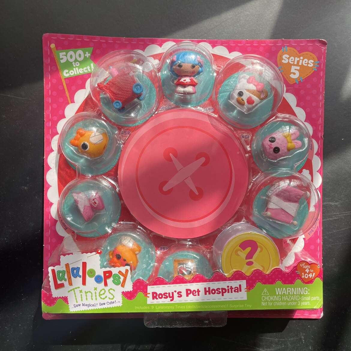 Tiny Button Angels: Adorable Mini Figures for Play & Decor - Main product image from Taobao