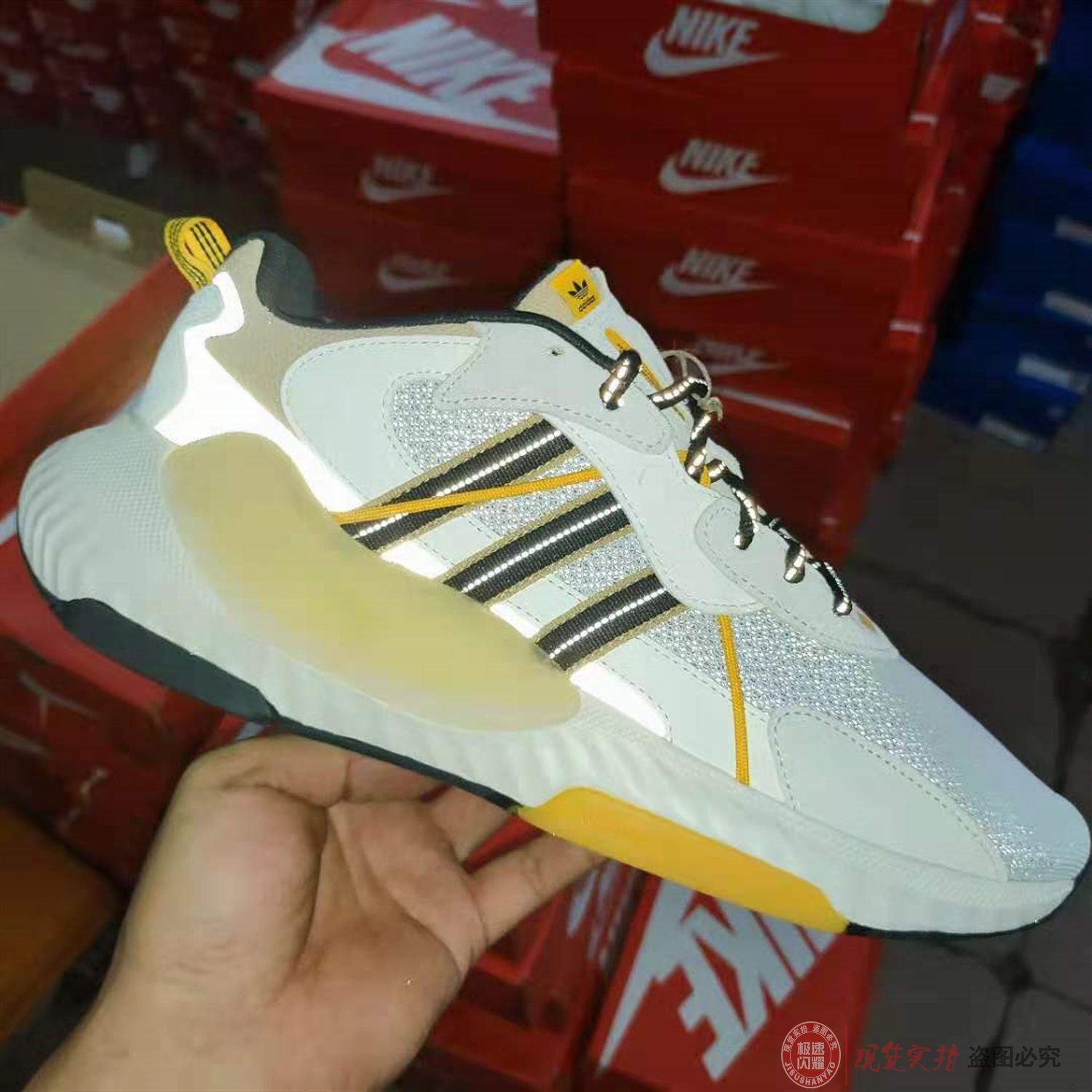 Adidas三叶草 HiTail 复古3M反光男女经典休闲鞋跑步鞋 H05767 运动鞋new 跑步鞋 原图主图