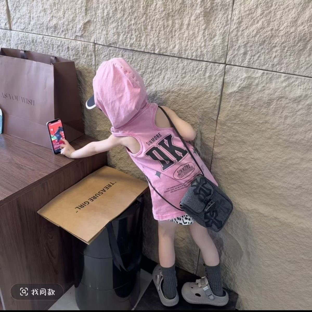 男女童夏季连帽背心新款潮牌潮色休闲嘻哈街舞儿童韩版无袖上衣