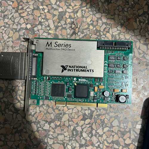 议价NI-PCI-6251采集卡 带2米线 SCB-68A接线盒