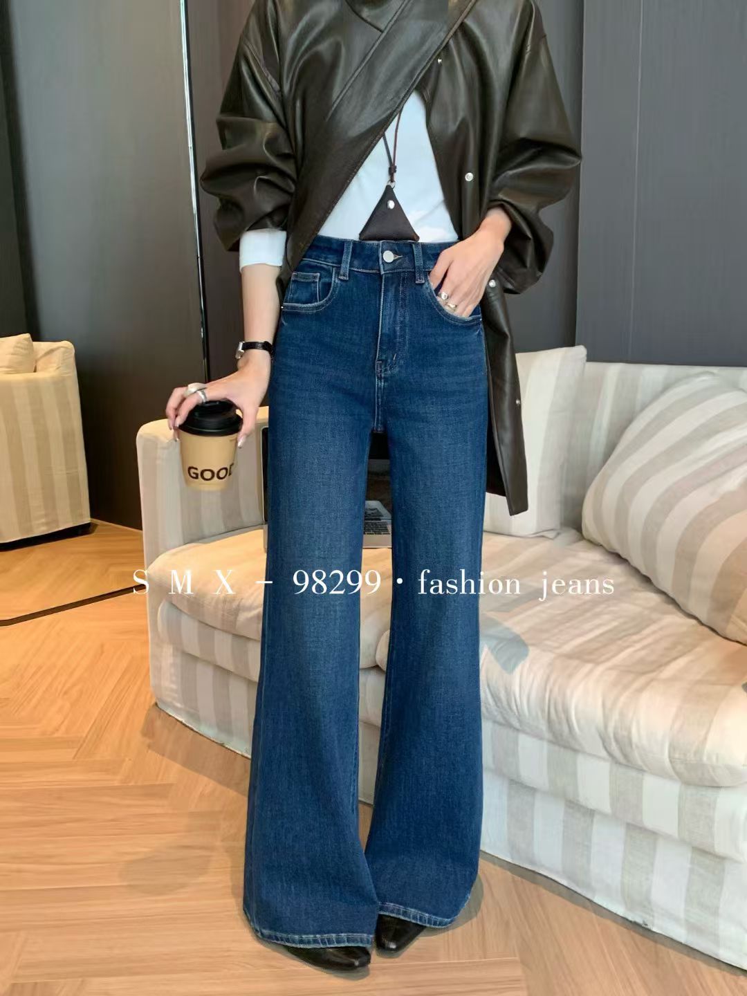 2025年秋季新款韩版简约遮胯气质高腰显瘦宽松直筒阔腿微喇牛仔裤