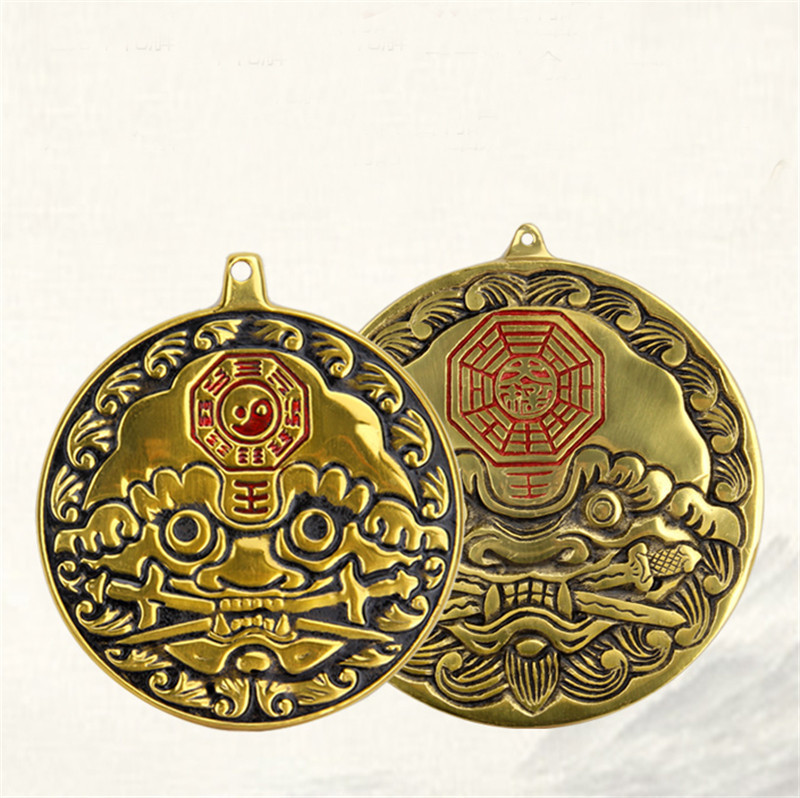 黄铜器批发狮头咬剑睚眦狮咬剑八卦镜虎头牌工艺品