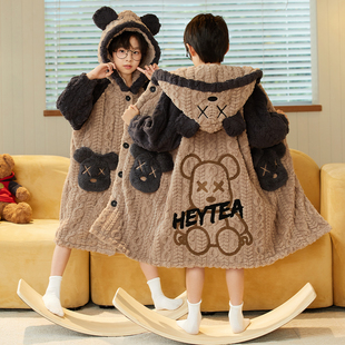 男童睡袍秋冬季儿童法兰绒保暖睡衣男孩可爱卡通中大童珊瑚绒长袍