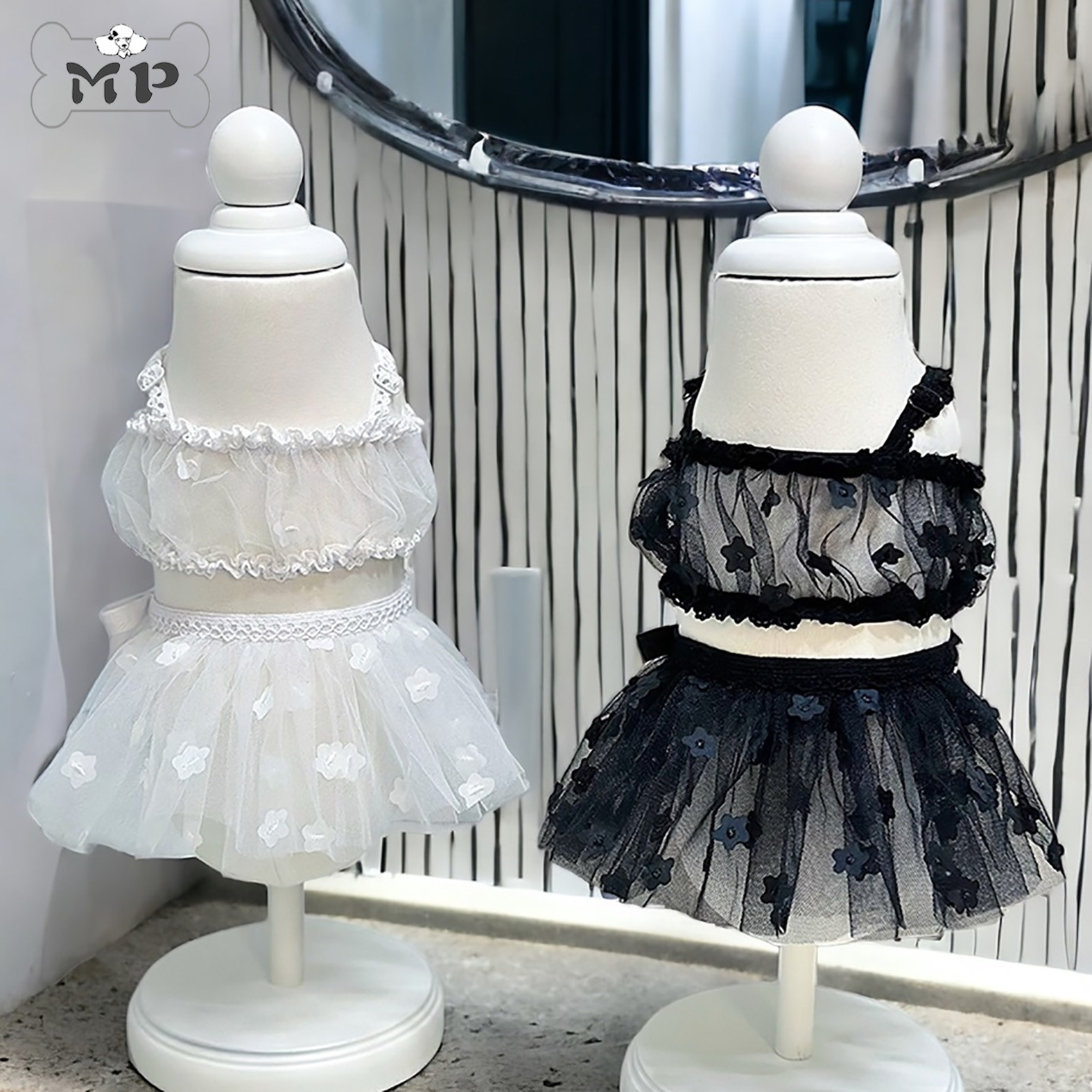 韩代宠物花朵刺绣网纱透视吊带裙