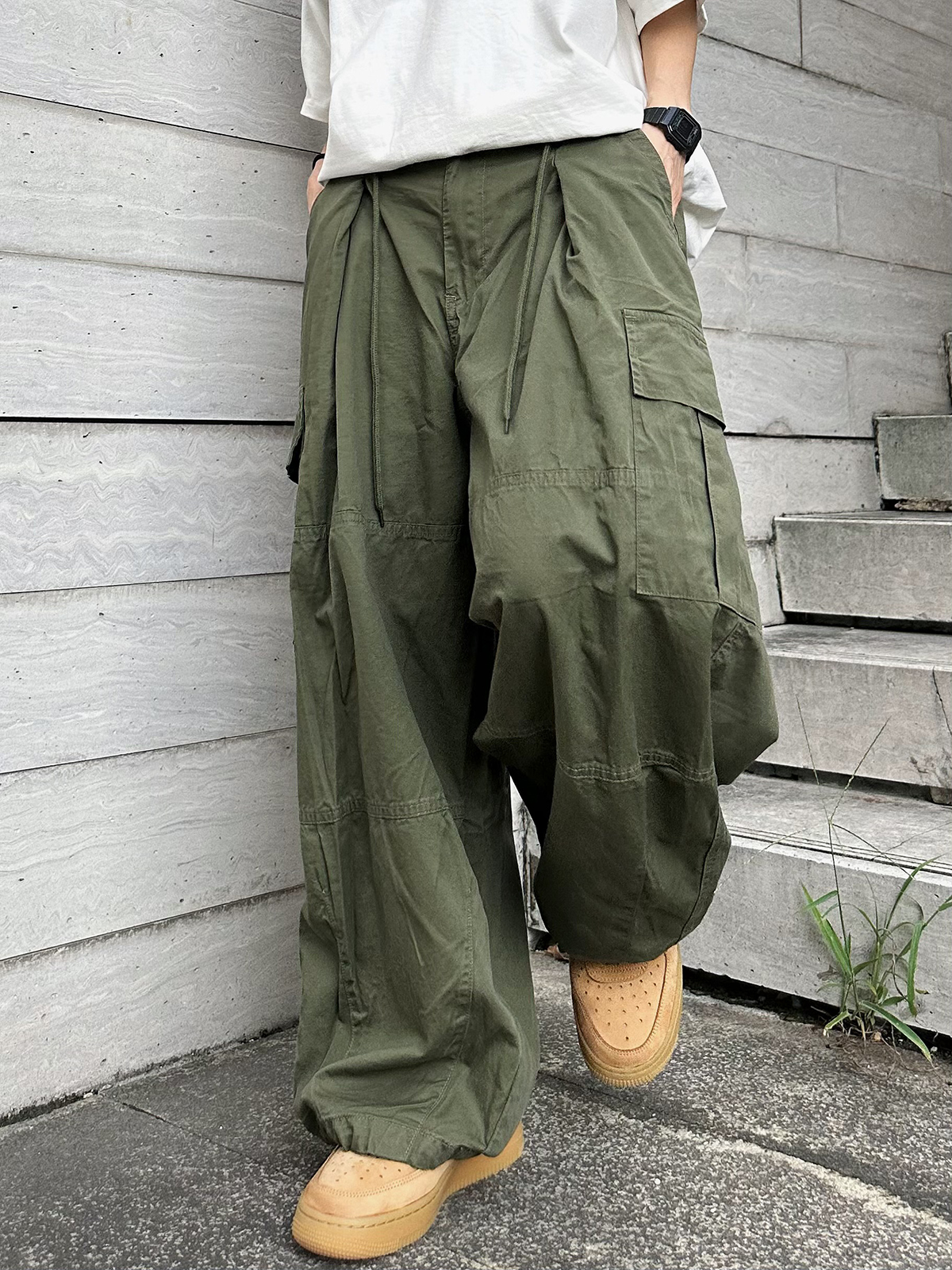 日系复古显瘦遮肉多口袋工装裤