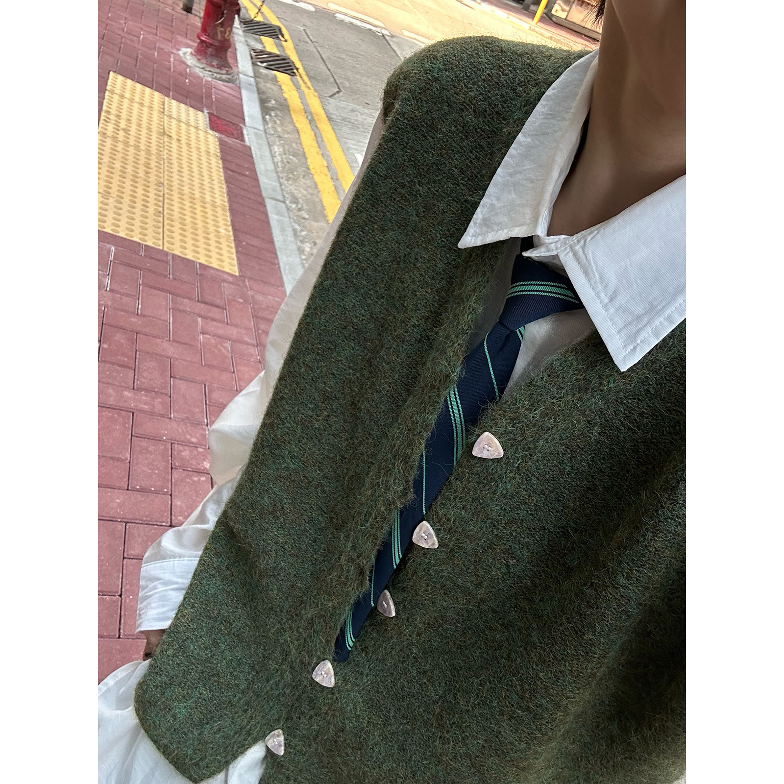 一眼爱上的毛线马甲，太酷了