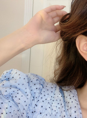 s925银针夏季款蓝色花朵耳环2021年新款潮睡觉不用摘耳钉女冷淡风