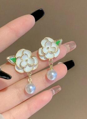 2023新款潮法式复古珐琅釉白色花朵耳钉耳环小清新栀子花珍珠耳坠