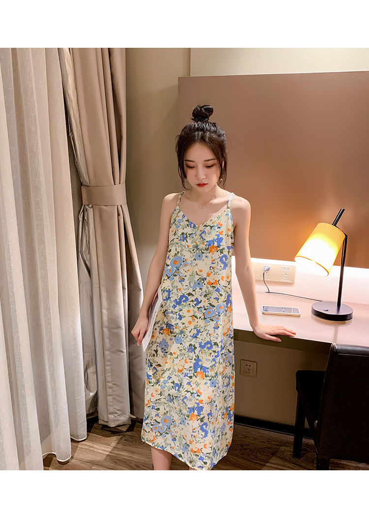 設計感小眾外穿吊帶碎花裙連衣裙女夏內搭打底長裙顯瘦顯高塗鴉