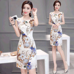 Women's new silk medium length dress with buttocks and one-step skirt