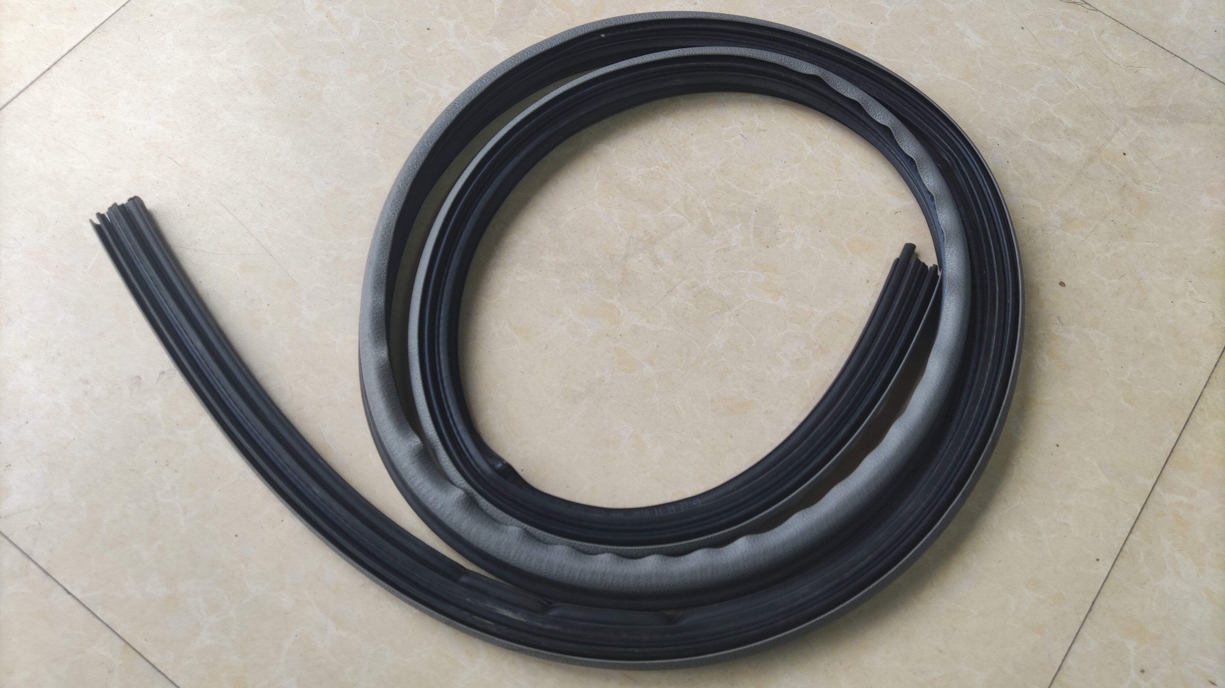 桑塔纳3000普桑志俊车门密封条门框密封条车门框胶条后门灰色正品