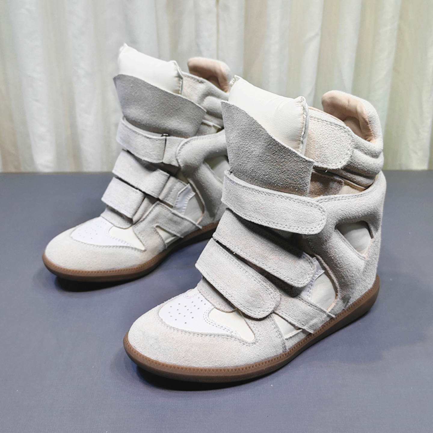 真皮魔术贴内增高坡跟休闲女鞋