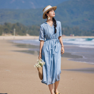 高级感纯苎麻提花连衣裙女夏文艺中袖V领系带收腰大摆飘逸度假裙