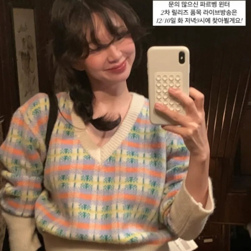 秋冬韩国设计师far*en气质甜美V领绿色格纹羊毛针织衫女毛衣上衣