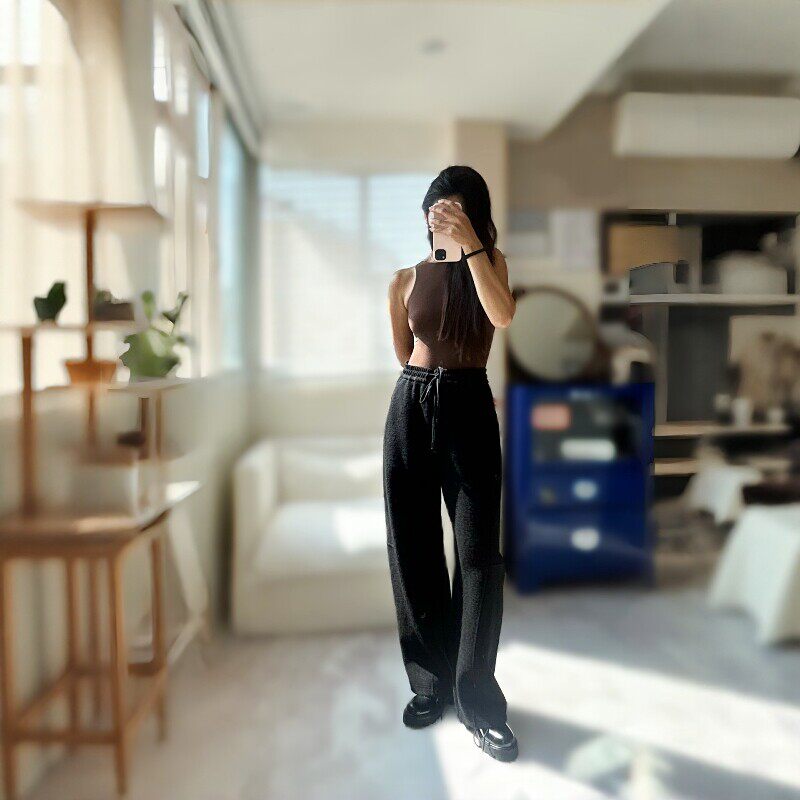 软糯与骨感兼具针织强缩绒黑色微弧阔腿裤女宽松显瘦抽绳休闲长裤