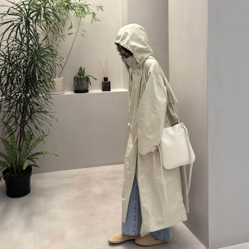 利落骨感工装连帽风衣双排扣抽绳收腰外套女中长款宽松薄款可拆卸