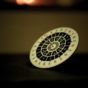 瓷茶记李斌回纹系列日晷香插原创手工线香香插底座中式国风香托