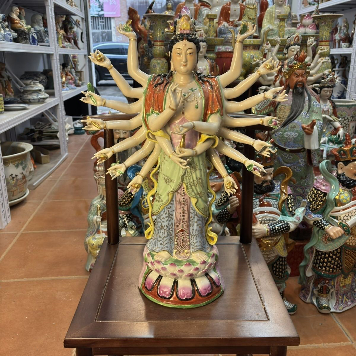 景德镇陶瓷千手观音菩萨佛像家居供奉家居客厅酒店装饰品摆件57cm