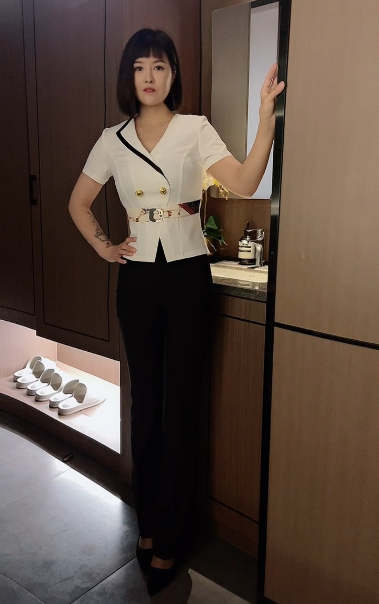 新款美容师理疗工作服女高端足浴SPA会所技师服时尚沐足长裤套装
