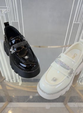 Cimior意大利设计师女鞋 26早春漆皮松糕蝴蝶乐福鞋  CS26099