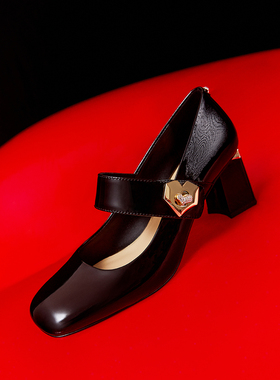 偏小皇冠老店正品 Linea Rosa/恋尚萝莎粗跟玛丽珍女鞋 4T61406