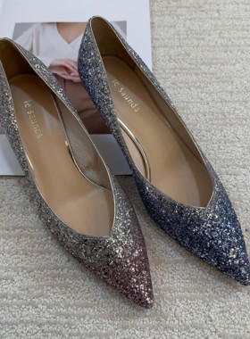 皇冠老店正品 莱尔斯丹 细跟尖头女单鞋 2M49706