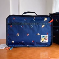 Глубоко синий кунжут -стрит