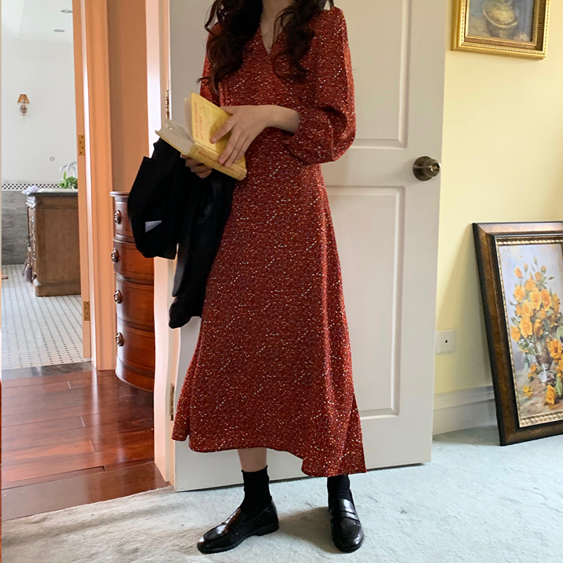 Real price ~ temperament V-neck floral dress with women's Korean version of thin bottomed skirt