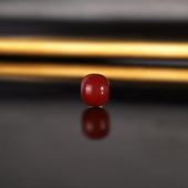 N82号 原矿天然瓦西牛血红南红老型散珠 8.1x6.8mm 天花板配珠