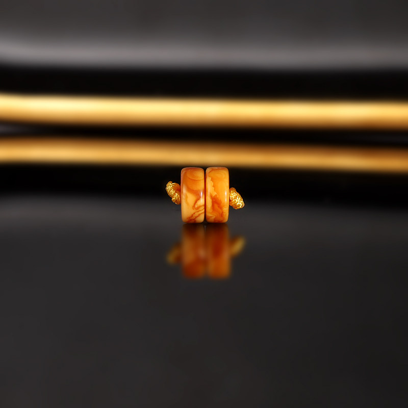 天然老蜡隔珠 直径8x3.5mm 2433号 云端俄料古董老蜜蜡散珠隔片