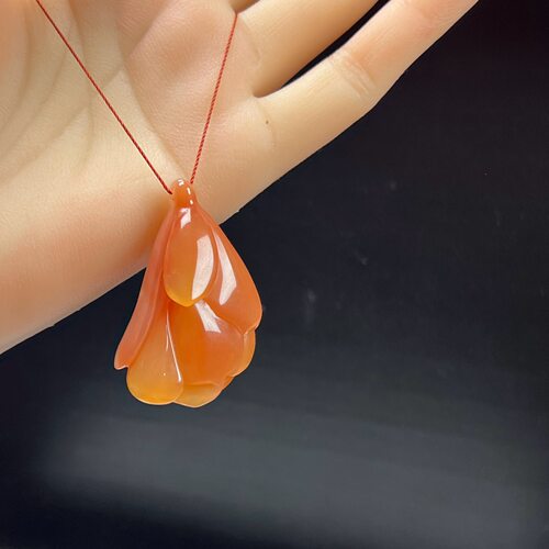 天然玉石精品珠宝云南黄龙玉玉兰花吊坠毛衣链玉佩玉坠送礼