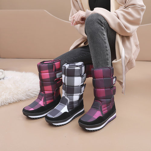 冬季加绒保暖防滑中筒雪地靴女