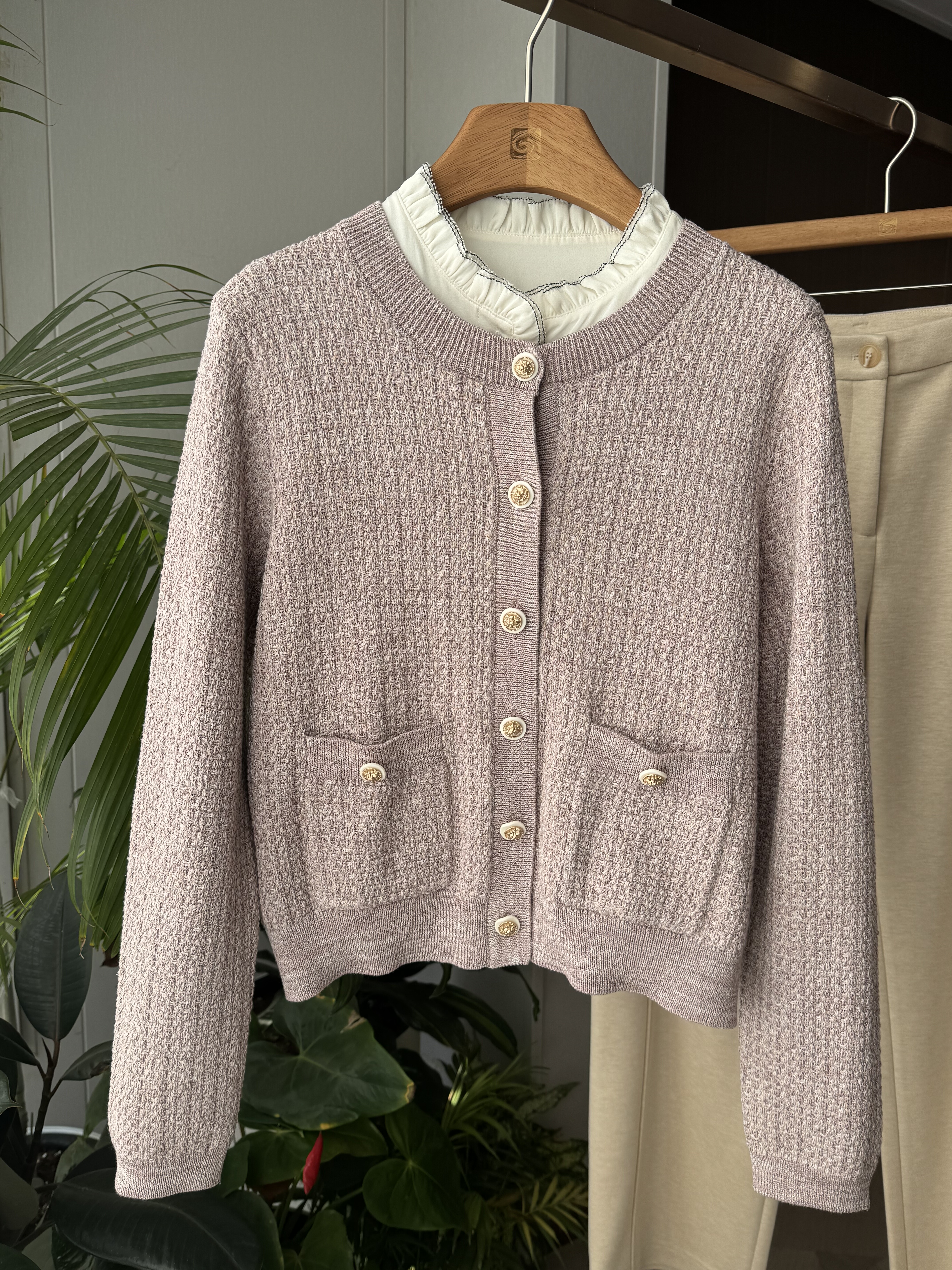 V*家秋冬新款棉混纺合股纱混色提花针织开衫女3791C