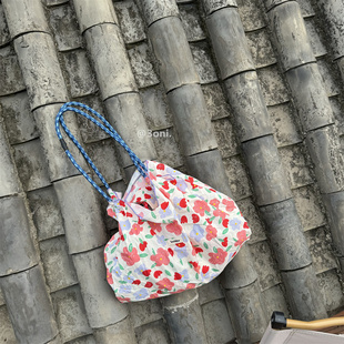 薄款 轻便好看碎花手提包 巴厘岛度假夏日花系腋下包 满园小碎花