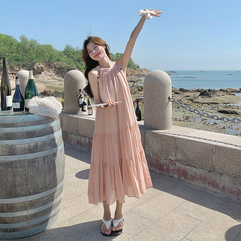 三亚海边度假粉色超仙挂脖连衣裙女夏2025新款少女感甜美减龄长裙，女装连衣裙，浙宝005