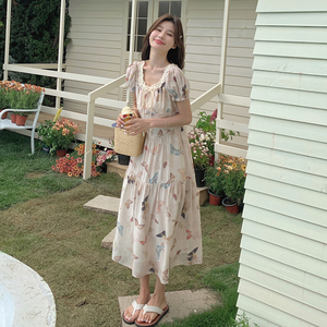法式蝴蝶印花连衣裙女夏季2024新款显瘦减龄收腰超仙度假风长裙子图片