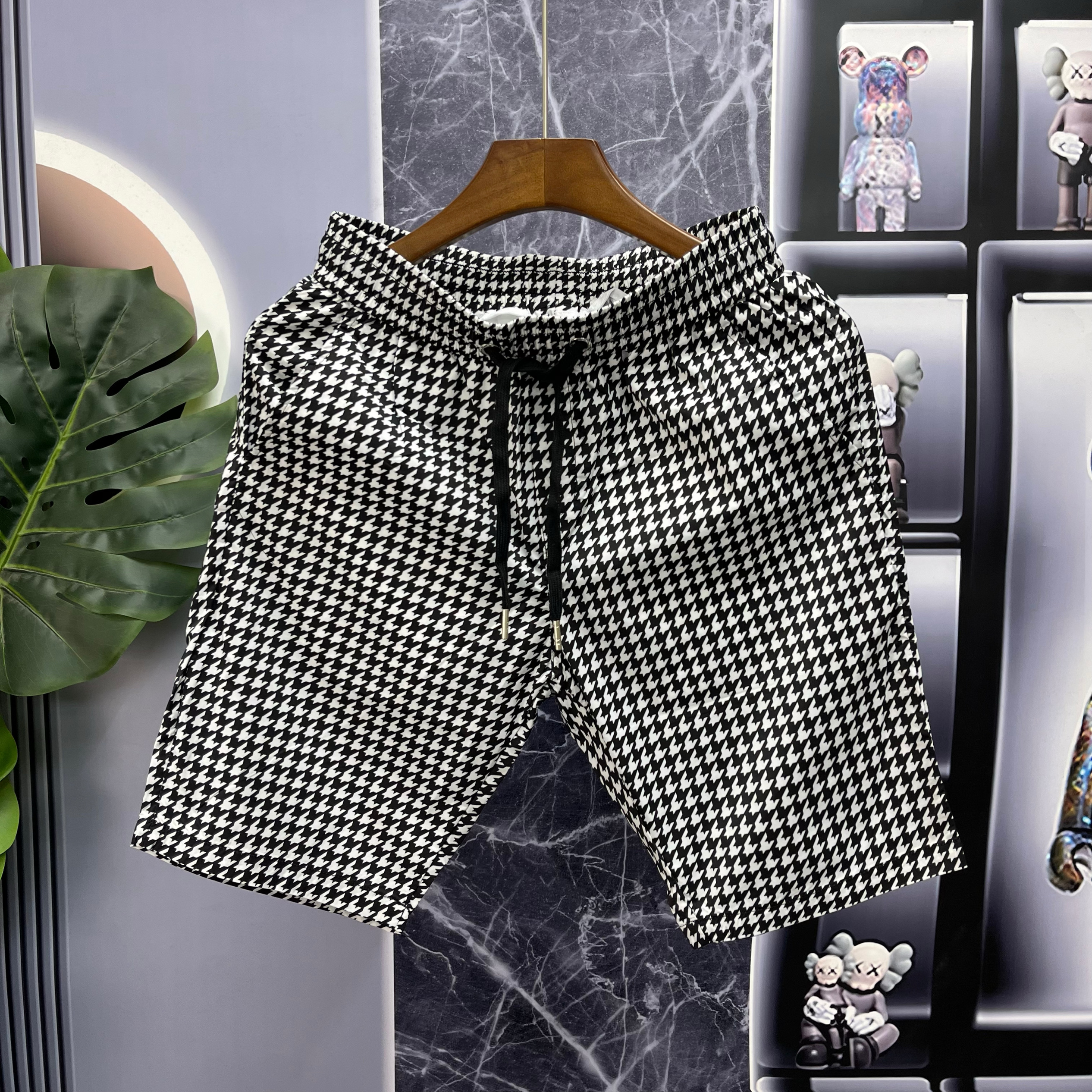 精神小伙修身短裤夏季新款千鸟格五分裤男士休闲居家沙滩裤男裤子