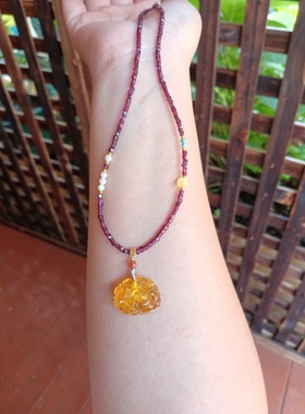 天然石榴石蜜蜡牡丹花吊坠项链女高级锁骨链时尚吊坠附证书