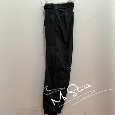 耐克女子薄款束脚防风梭织长裤