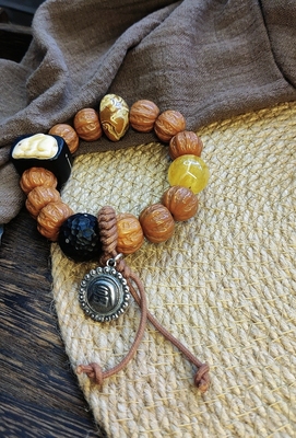 乌木黑檀木镶嵌老牛骨兔爷京八棱男女手串钱兔无量之富得流油