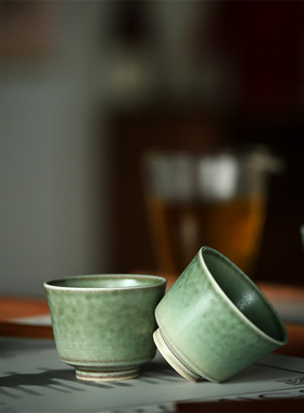 绿色窑变哑光品茗杯景德镇纯手工陶瓷茶具复古马蹄杯100ml主人杯
