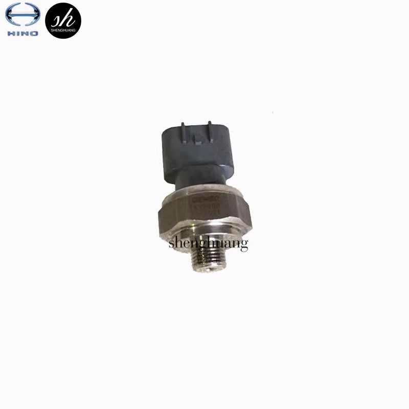 广汽日野700搅拌车储气筒压力传感器E13C泵车牵引车进气压力感应
