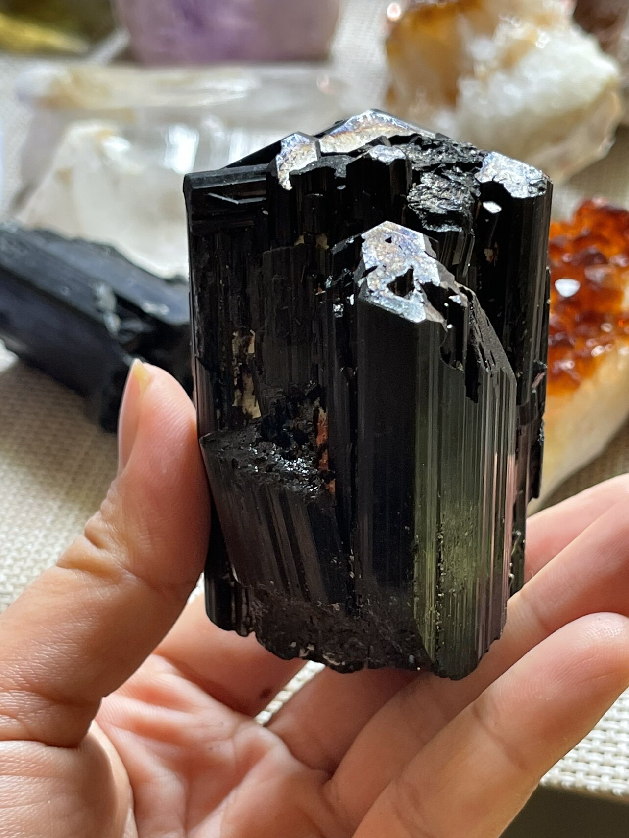 天然莫桑比克黑碧玺电气石原石摆件消除防辐射