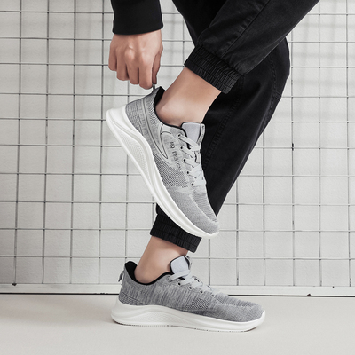 环球运动鞋运动休闲舒适透气