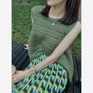日本直郵三宅 小眾顯瘦T恤女裝 衣服褶皺上衣不規(guī)則無(wú)袖